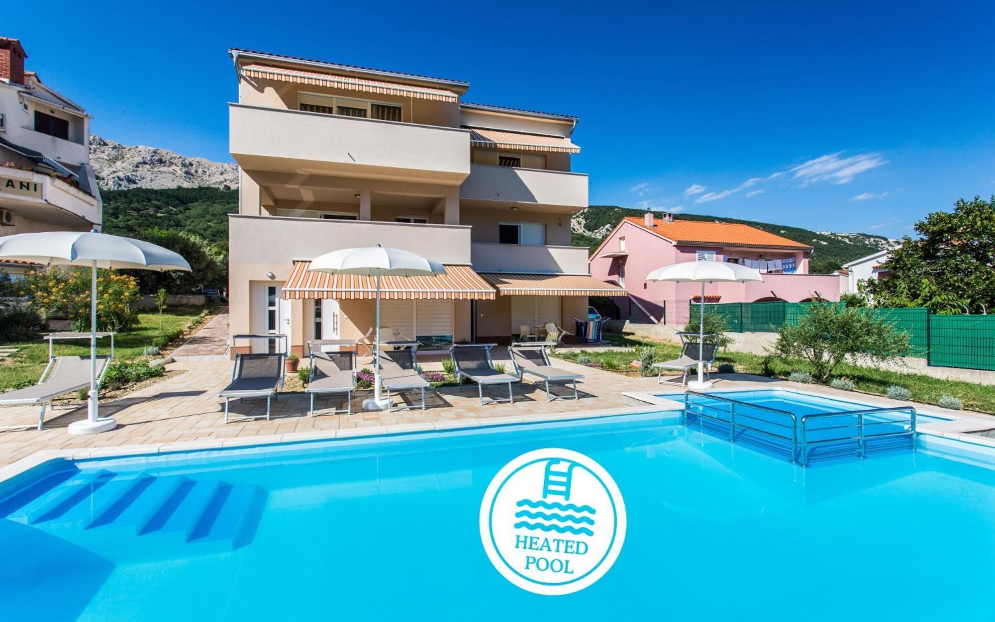 Apartments Viktorija バスカ エクステリア 写真
